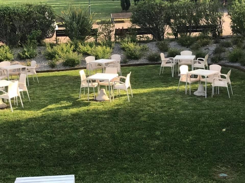 Appartamento Casa Vacanze Spiaggia D'Oro Desenzano del Garda Buitenkant foto
