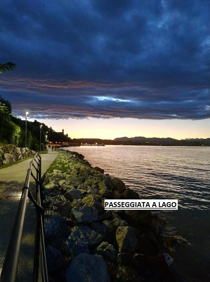 Appartamento Casa Vacanze Spiaggia D'Oro Desenzano del Garda Buitenkant foto