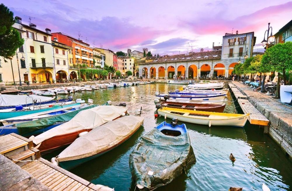 Appartamento Casa Vacanze Spiaggia D'Oro Desenzano del Garda Buitenkant foto