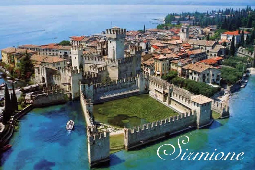 Appartamento Casa Vacanze Spiaggia D'Oro Desenzano del Garda Buitenkant foto