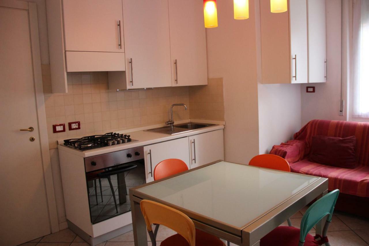 Appartamento Casa Vacanze Spiaggia D'Oro Desenzano del Garda Buitenkant foto
