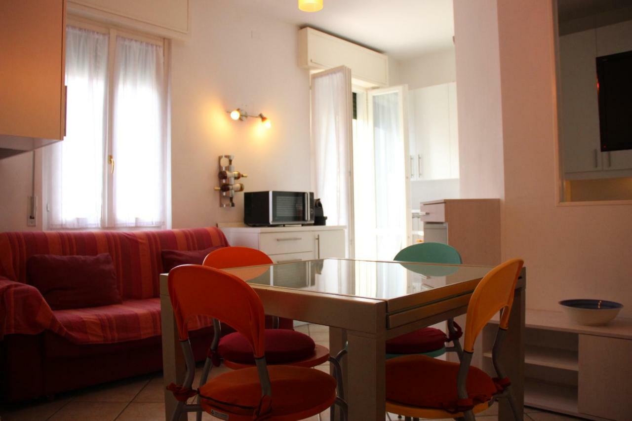 Appartamento Casa Vacanze Spiaggia D'Oro Desenzano del Garda Buitenkant foto