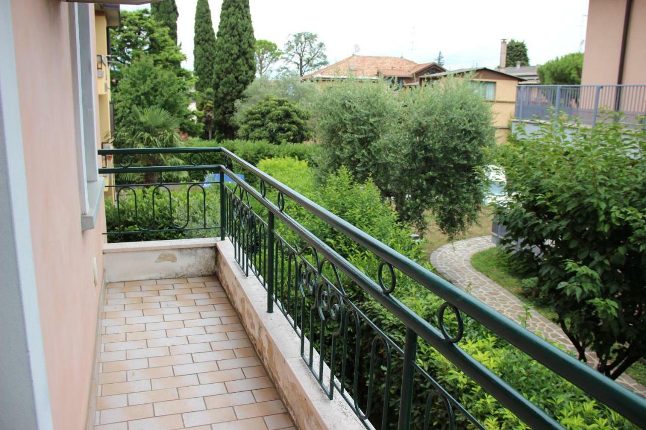 Appartamento Casa Vacanze Spiaggia D'Oro Desenzano del Garda Buitenkant foto